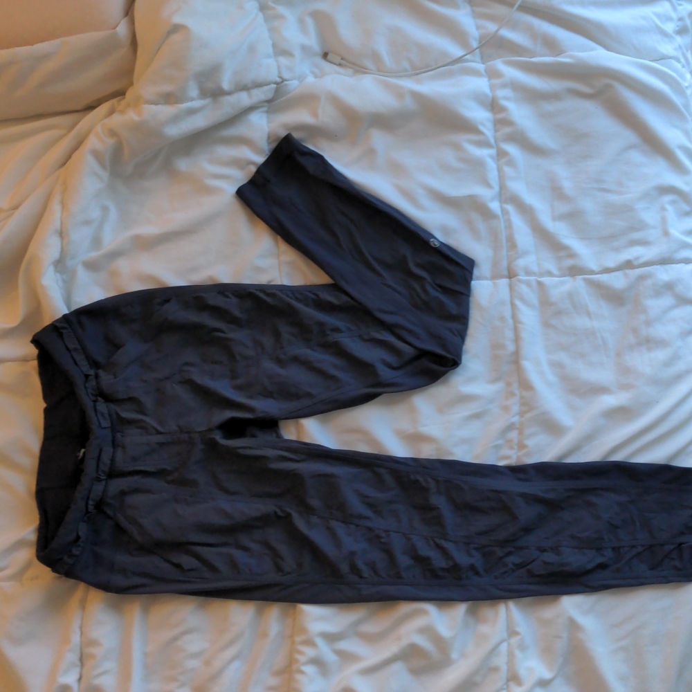 Lululemon Mid-rise Pants